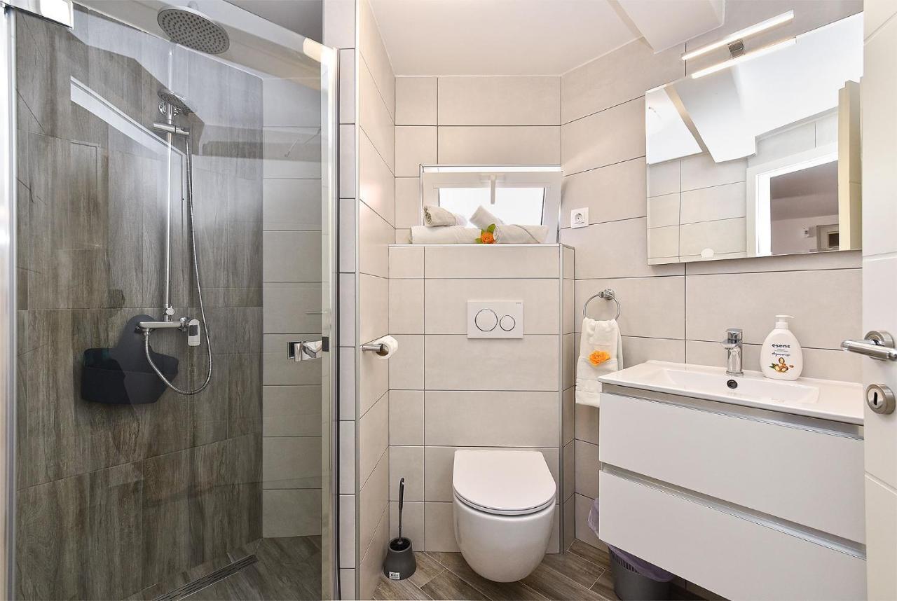 Double Room With Pool 2261 Медулин Экстерьер фото