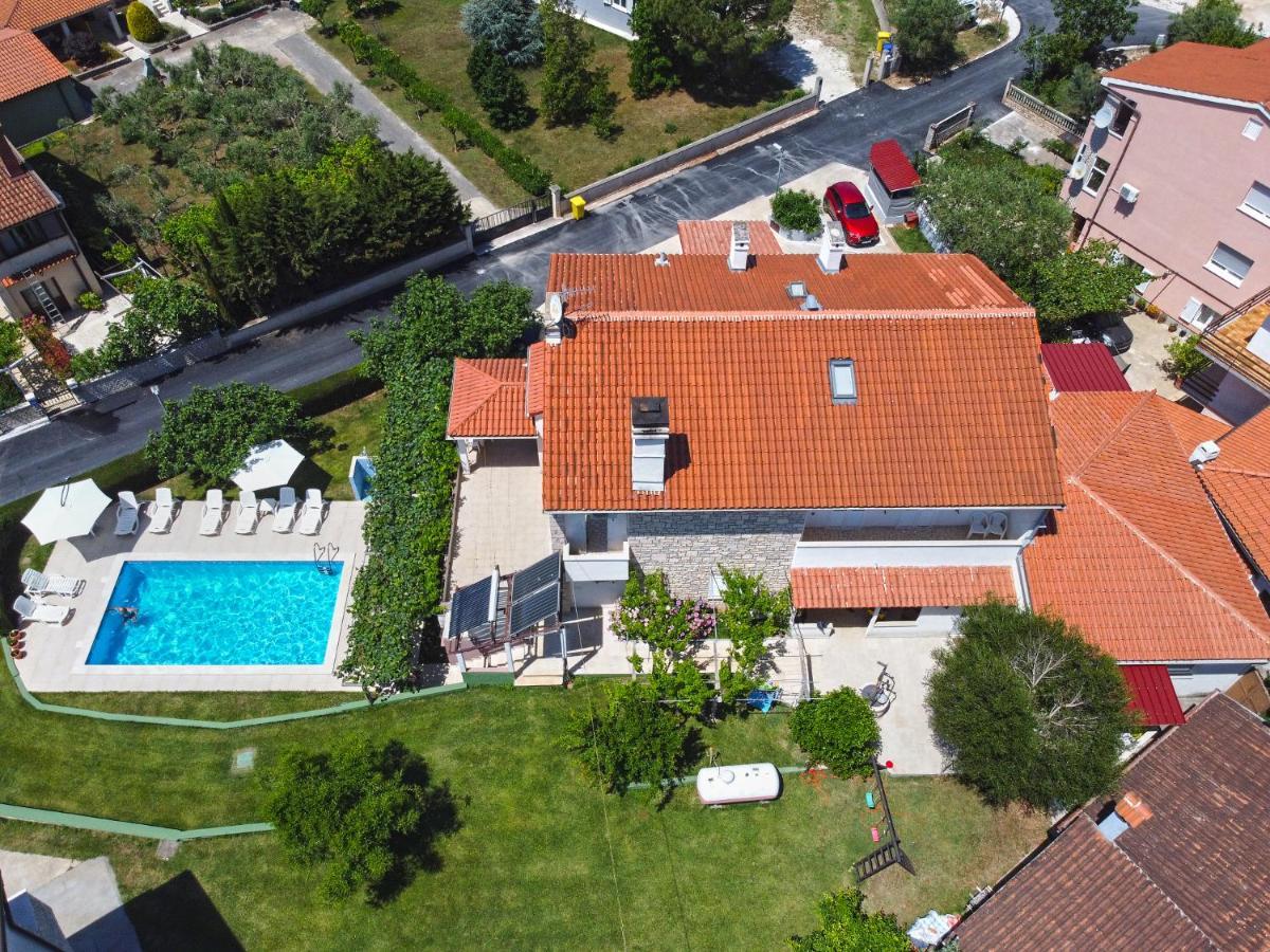 Double Room With Pool 2261 Медулин Экстерьер фото